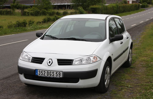 Voiture d'Occasion Renault fievez automobiles